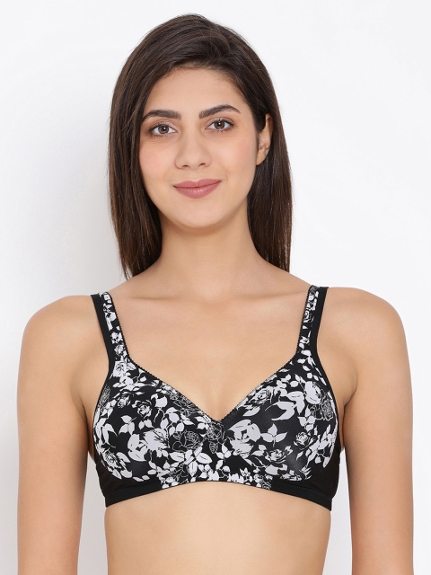 

Clovia Softly Padded Non Wired Floral Print T-Shirt Bra, Black