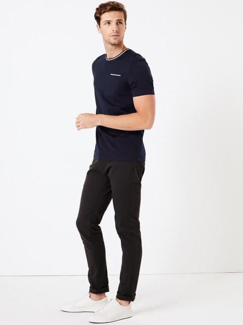 

Marks & Spencer Men Navy Blue Solid Round Neck T-shirt