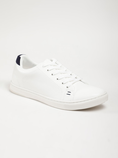 

LOCOMOTIVE Men White Sneakers