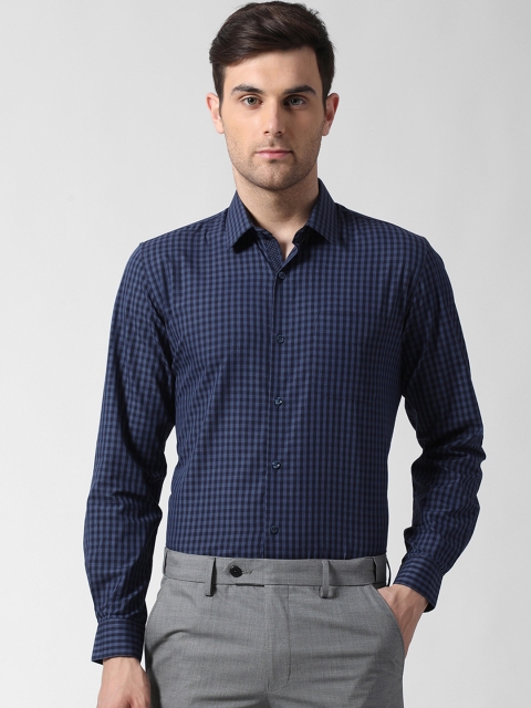 

Peter England Men Navy Blue Slim Fit Checked Formal Shirt