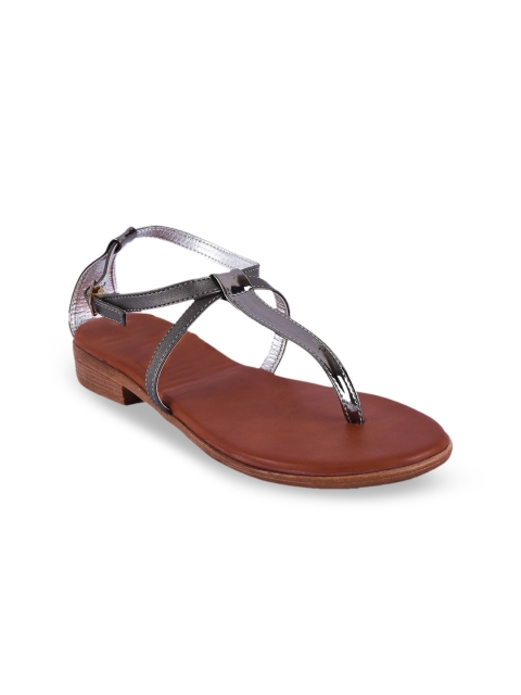 

BuckleUp Women Gunmetal-Toned Solid T-Strap Flats, Metallic