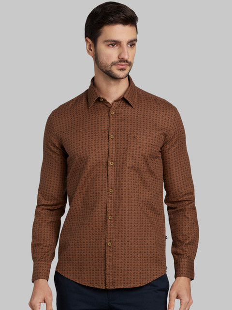 

Parx Men Brown Slim Fit Printed Casual Shirt