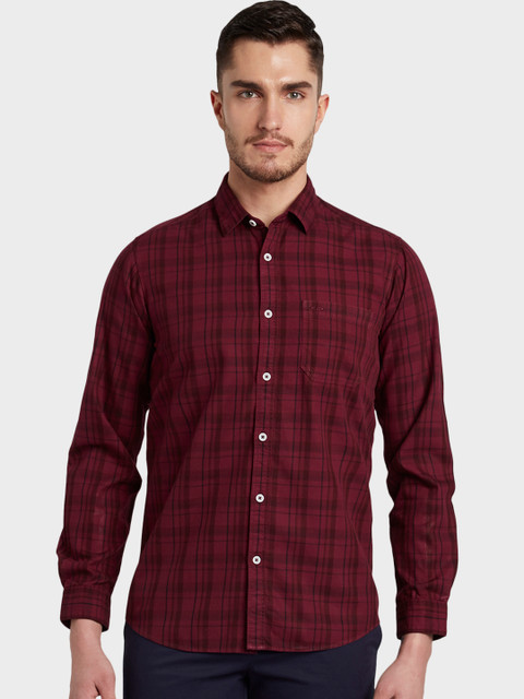 

ColorPlus Men Maroon Regular Fit Checked Casual Shirt