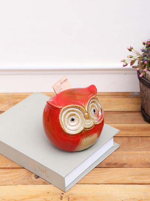 

TAYHAA Red & Brown Owl-Shaped Piggy Bank Ceramic Showpiece