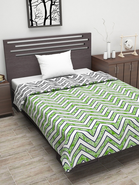 

Divine Casa Green & Grey Geometric AC Room 110 GSM Single Bed Dohar