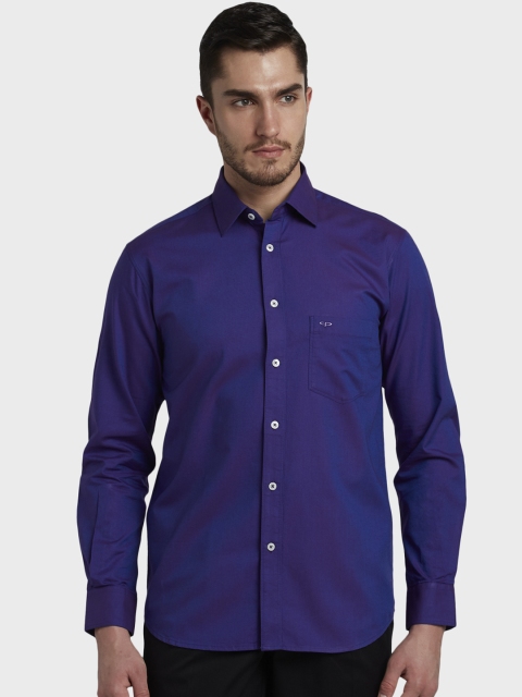 

ColorPlus Men Purple Tailored Fit Solid Casual Shirt