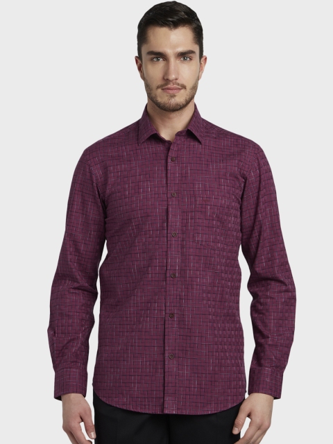 

ColorPlus Men Maroon & Black Tailored Fit Checked Casual Shirt