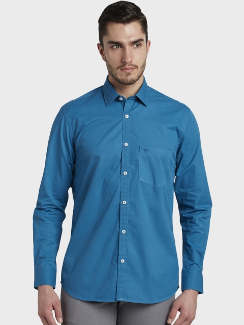 

ColorPlus Men Blue Tailored Fit Solid Casual Shirt
