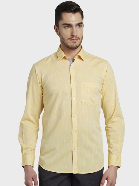 

ColorPlus Men Yellow Tailored Fit Solid Casual Shirt
