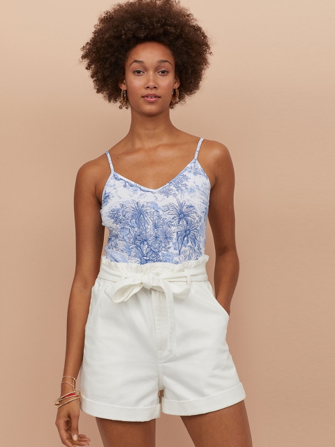 

H&M Women White Solid Denim paper bag shorts