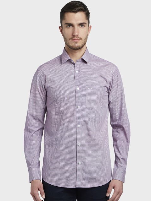 

ColorPlus Men Blue & Pink Tailored Fit Printed Casual Shirt