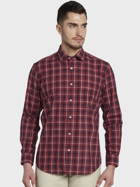 

ColorPlus Men Maroon Tailored Fit Checked Casual Shirt