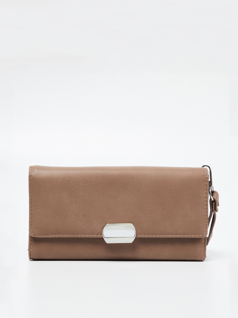 

Ginger by Lifestyle Women Khaki Solid Three Fold Wallet