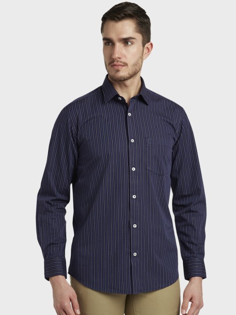 

ColorPlus Men Navy Blue & White Tailored Fit Striped Casual Shirt