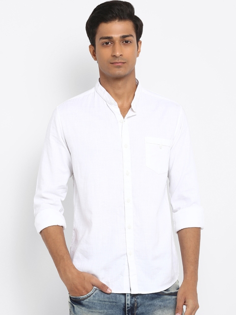 

Mufti Men White Slim Fit Solid Casual Shirt