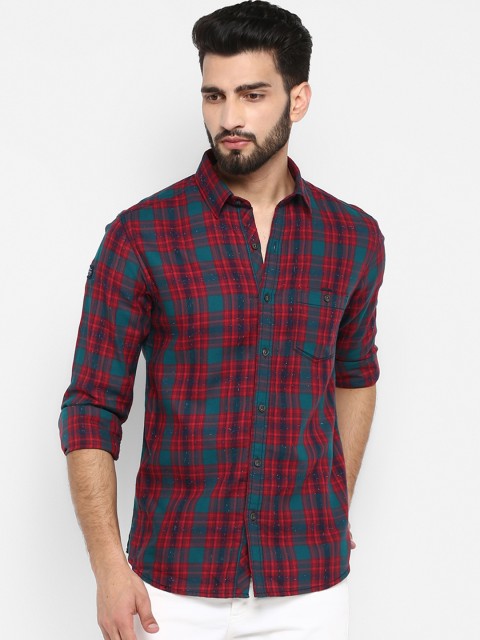 

Mufti Men Green & Red Slim Fit Checked Casual Shirt