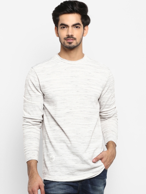

Mufti Men Off-White Solid Round Neck T-shirt