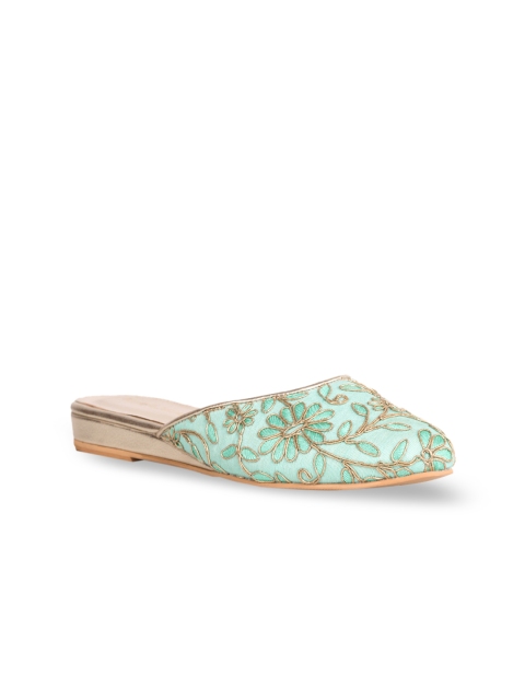 

Kraft Cellar Women Green & Gold-Toned Woven Design Mules