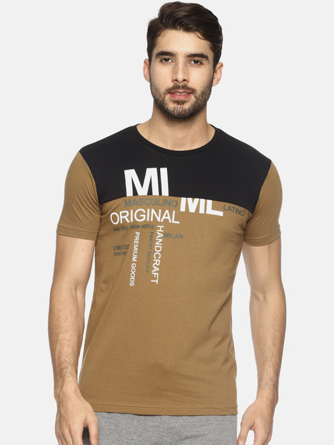 

Masculino Latino Men Khaki & BlackPrinted Round Neck T-shirt