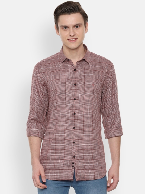 

V Dot Men Mauve Slim Fit Checked Casual Shirt