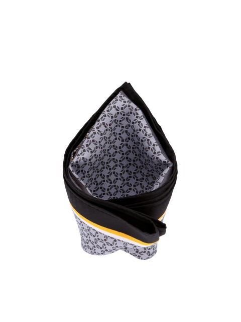 

Tossido Men Black & Grey Patterned Pocket Square