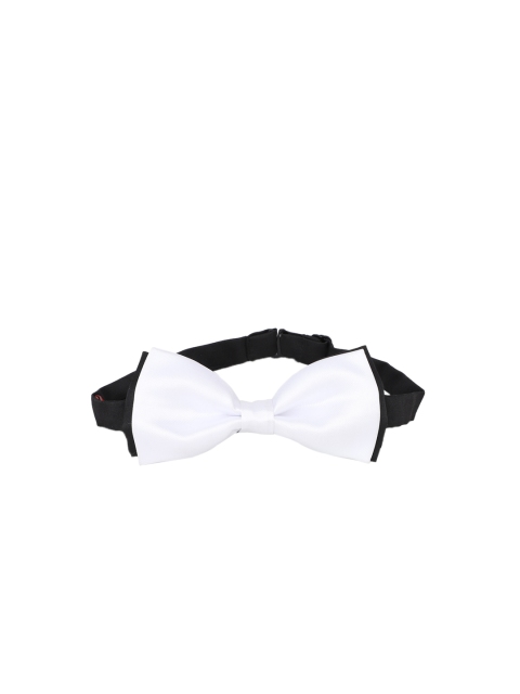 

Peter England White Solid Bow Tie