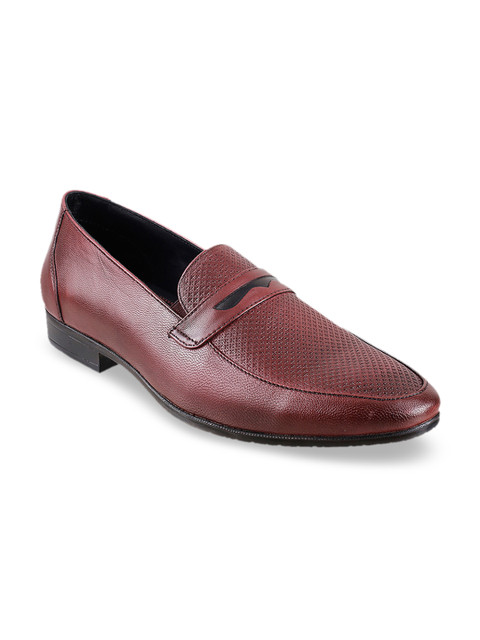 

Metro Men Maroon Textured Leather Formal Loafers