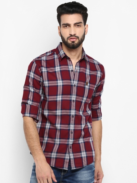 

Mufti Men Maroon Slim Fit Checked Casual Shirt