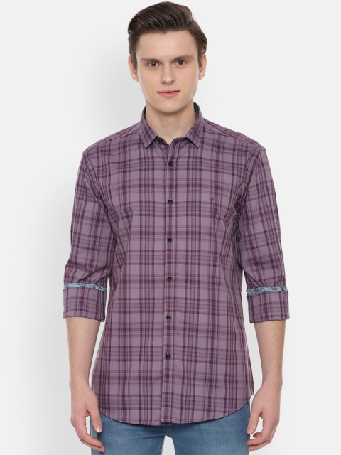 

V Dot Men Purple Slim Fit Checked Casual Shirt