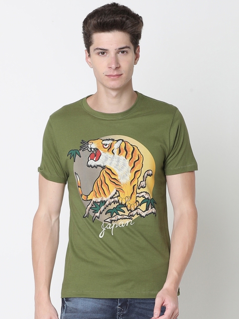 

Newport Men Olive Green Printed Slim-Fit Round Neck T-shirt