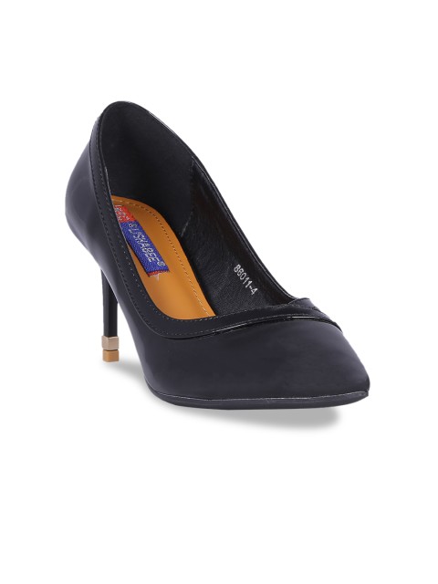 

MSC Women Black Solid Pumps