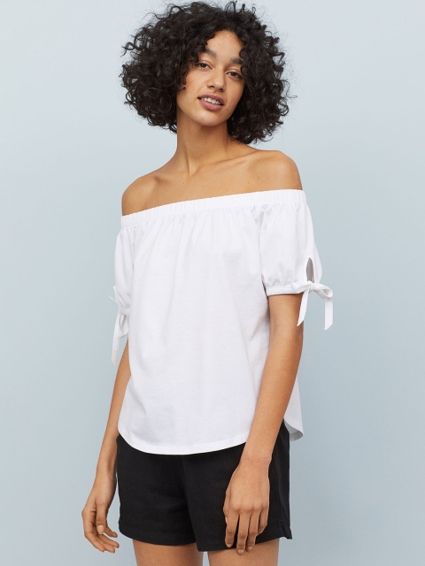 

H&M Women Black Solid Linen-blend Shorts