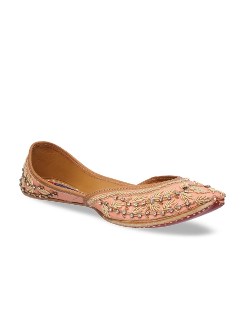 

MSC Women Pink Embellished Leather Juttis