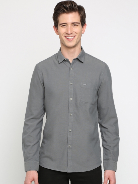 

Crocodile Men Grey Slim Fit Solid Casual Shirt