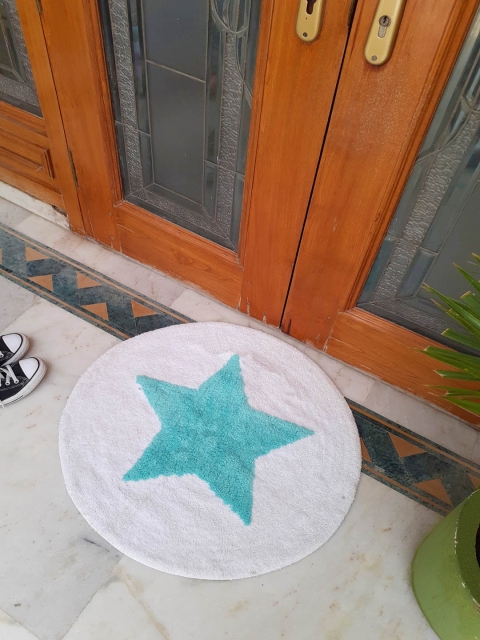 

Avira Home White & Green Colourblocked Cotton Doormat