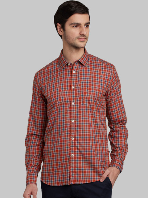 

Parx Men Maroon & Blue Slim Fit Checked Casual Shirt