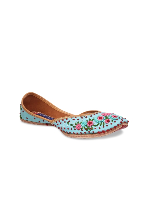 

MSC Women Turquoise Blue Embellished Leather Juttis