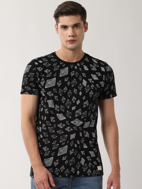 

Peter England Casuals Men Black & White Printed Round Neck T-shirt