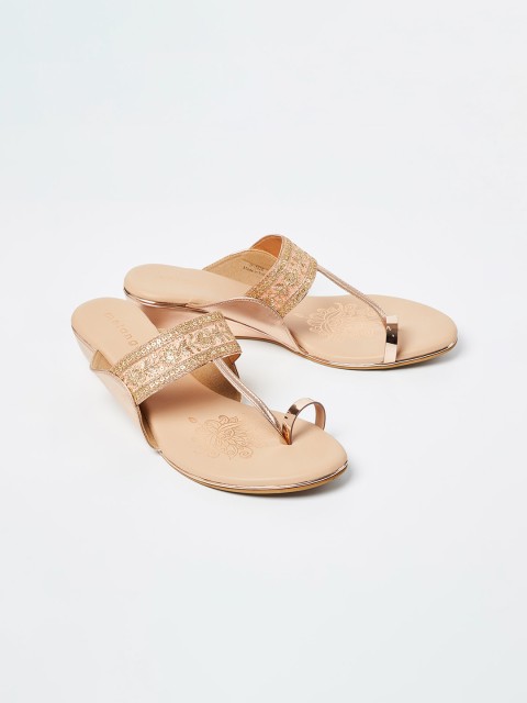 

Melange by Lifestyle Women Gold-Toned Woven Design Heels