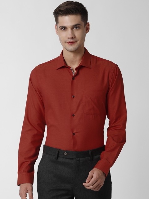 

Peter England Men Red Regular Fit Solid Formal Shirt