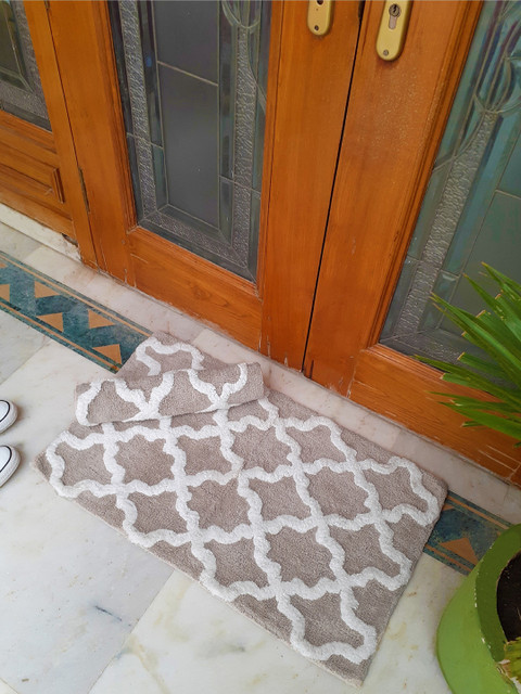 

Avira Home Set of 2 Beige & White Geometric Damask Cotton Anti-Slip Doormat