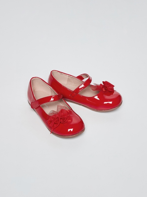 

Fame Forever by Lifestyle Girls Red Flatforms