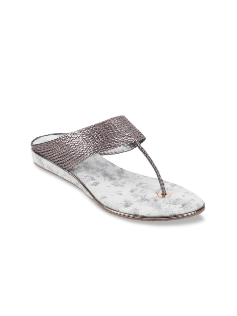 

WALKWAY Women Grey Woven Design Open Toe Flats
