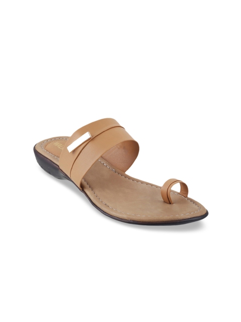 

WALKWAY by Metro Women Gold-Toned Solid One Toe Flats