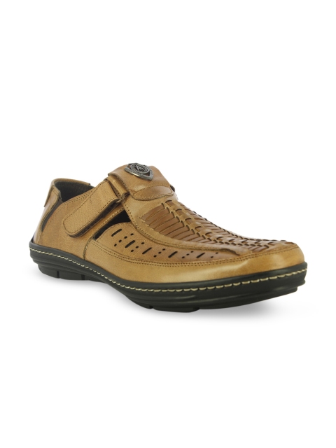 

Alberto Torresi Men Beige Leather Shoe-Style Sandals