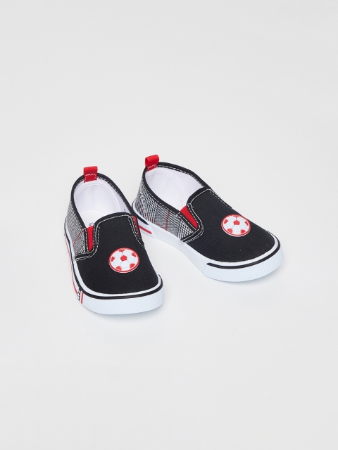 

Fame Forever by Lifestyle Boys Black Slip-On Sneakers