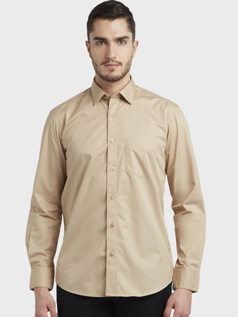 

ColorPlus Men Beige Regular Fit Solid Casual Shirt