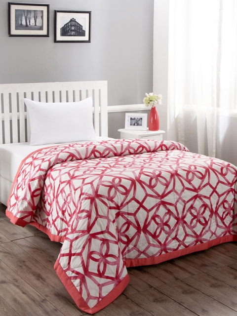 

MASPAR Coral Red & White Floral AC Room 115 GSM Single Bed Quilt