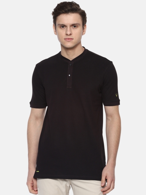 

Solly Jeans Co. Men Brown Solid Mandarin Collar T-shirt