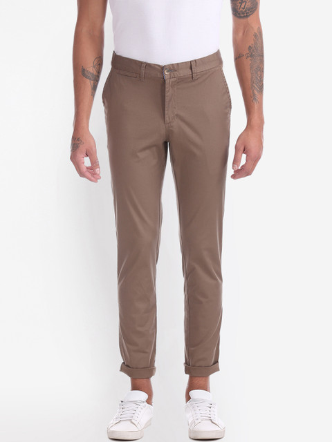 

RUF & TUF Men Brown Slim Fit Solid Regular Trousers